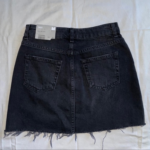 TOPSHOP BLOSSOM EMBROIDERED DENIM SKIRT - Picture 6 of 10